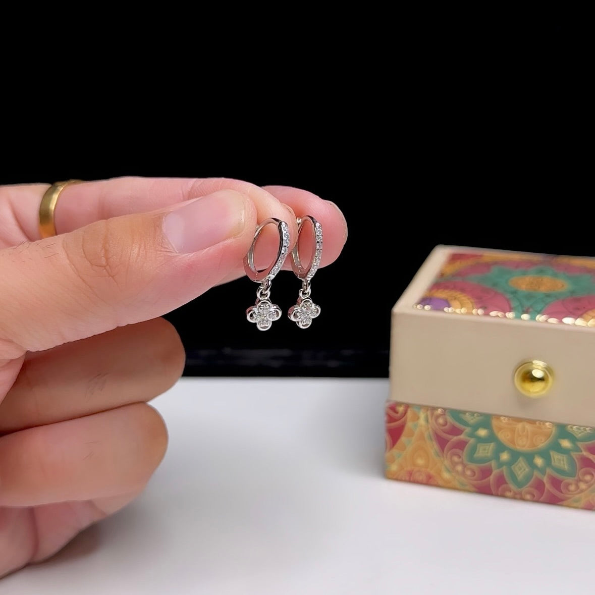 Clove Hanging Bali Earrings