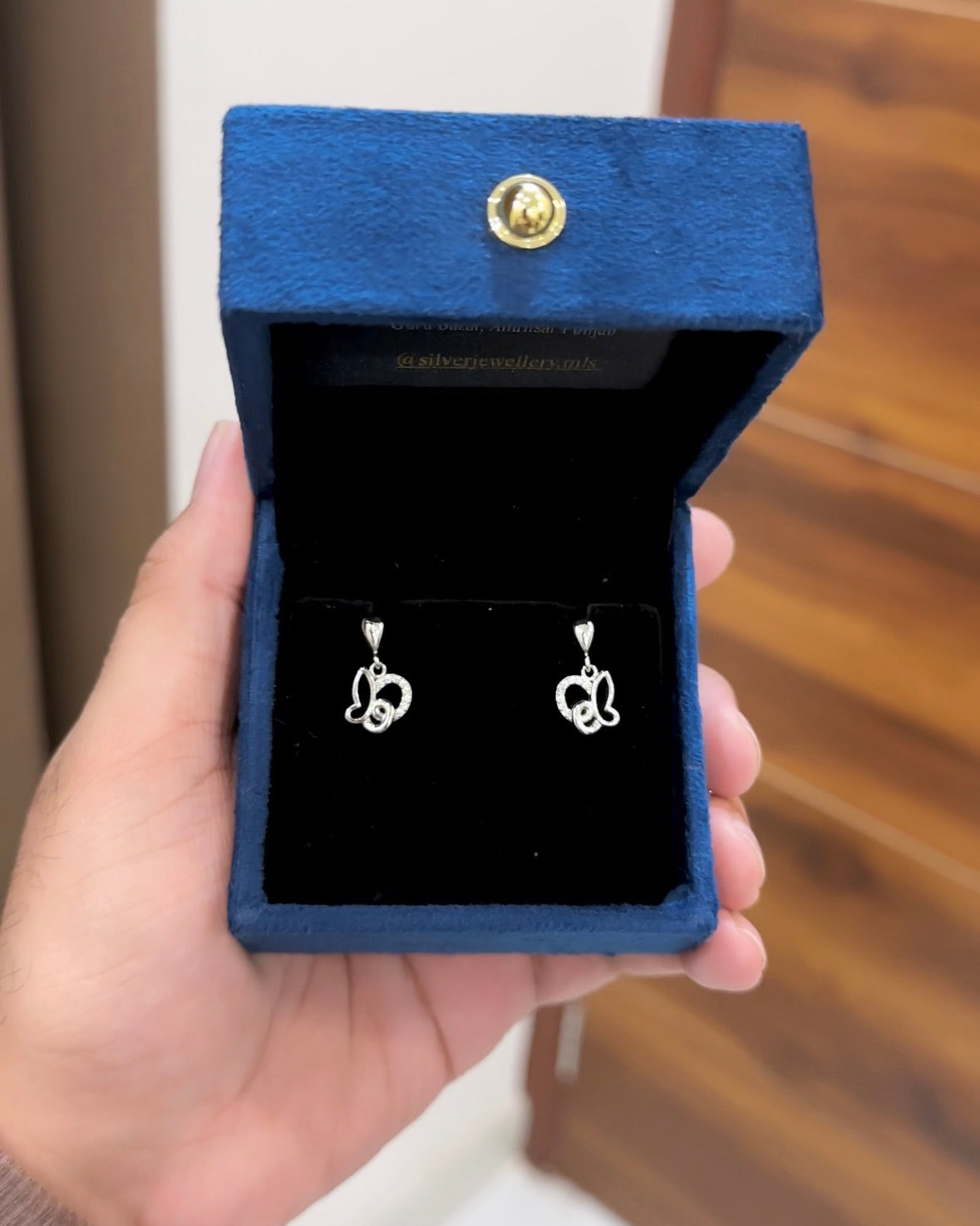 Buttery Dangler Earring