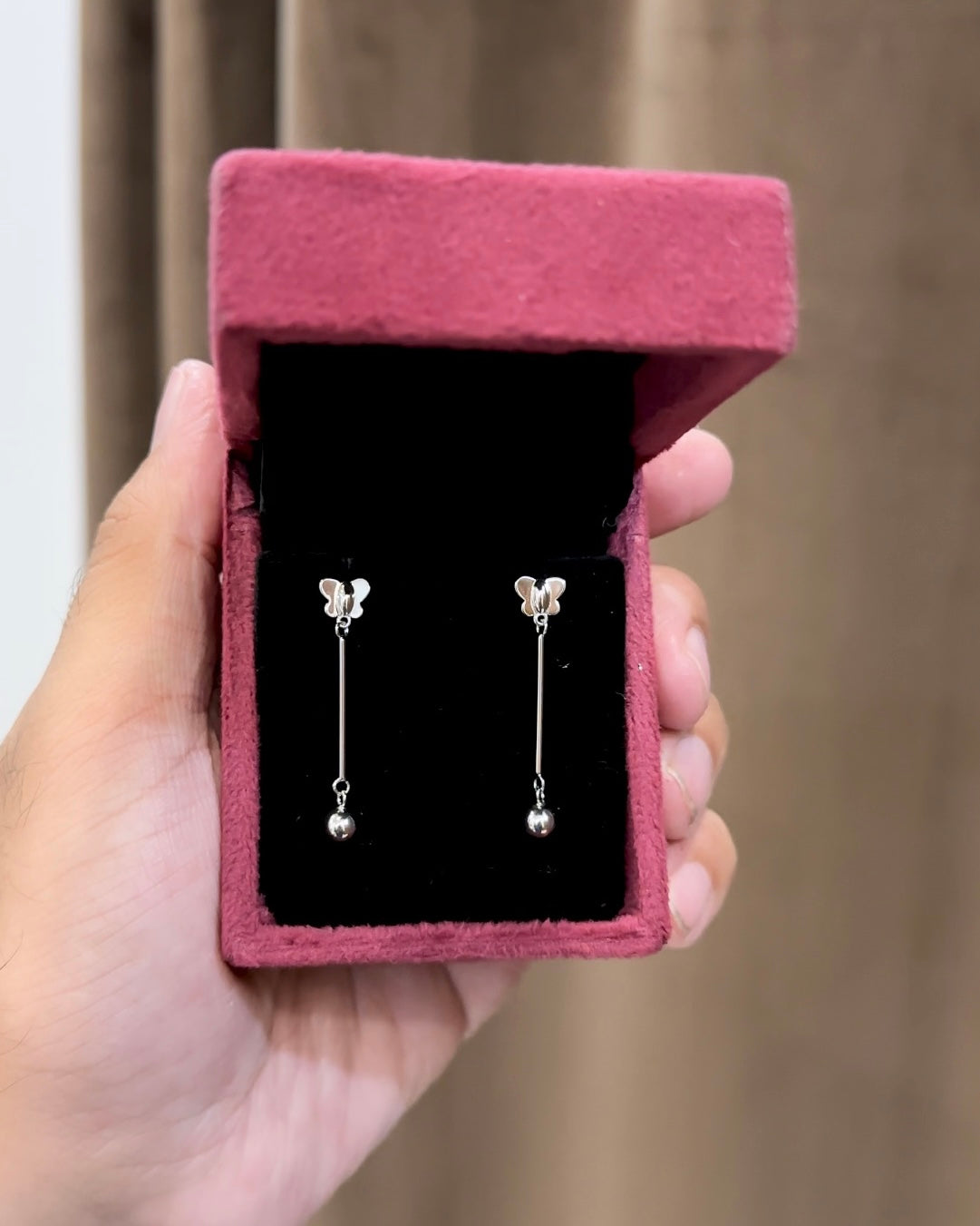 Buttery Dangler Earring