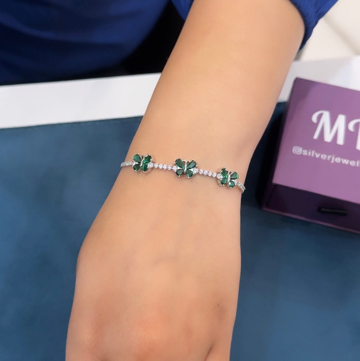 Girlish Solitaire Bracelet