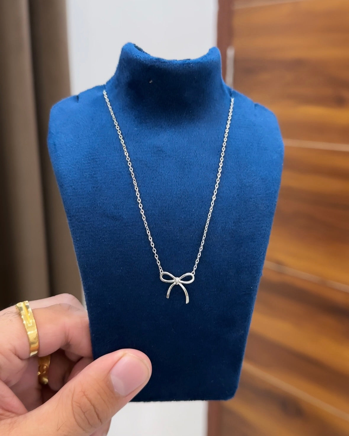 Bowtie Chain