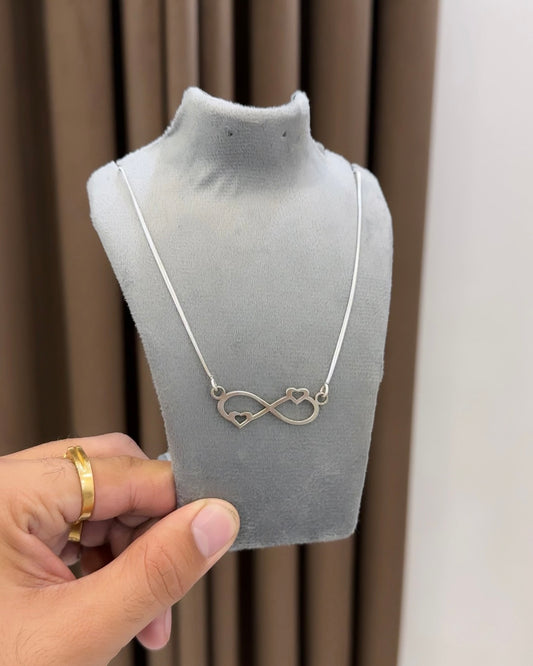 Infinity Hearts Minimal Chain