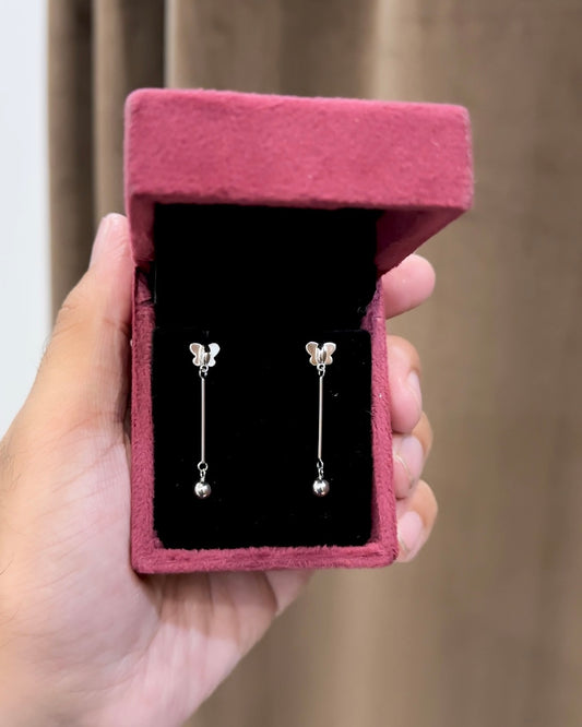 Buttery Dangler Earring