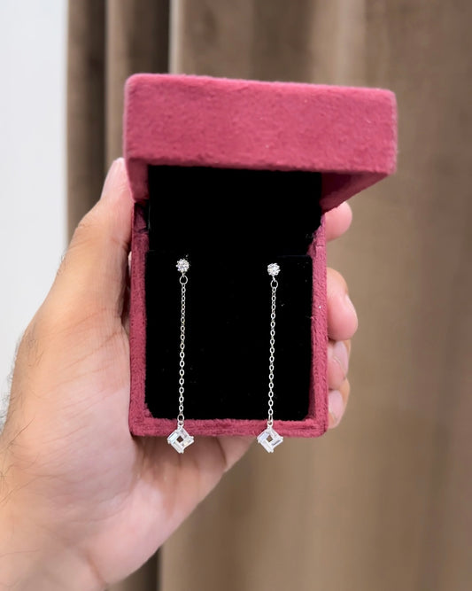 Solli Dangler Earring