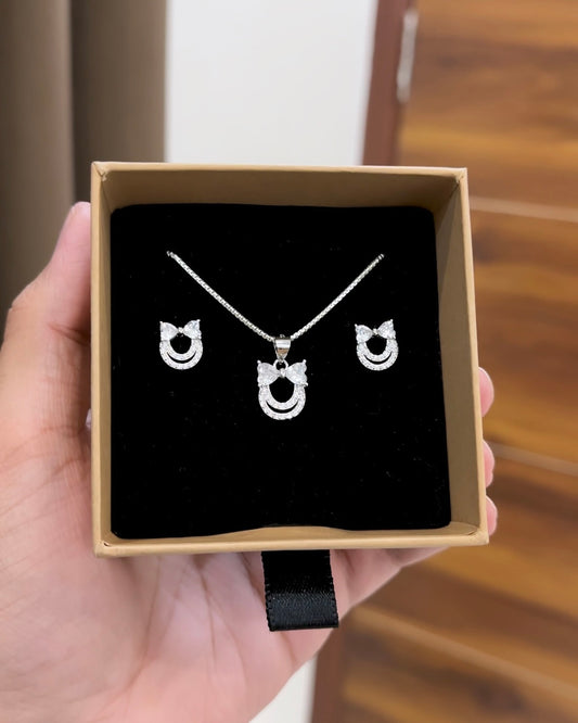Cutest Bow Pendant Set