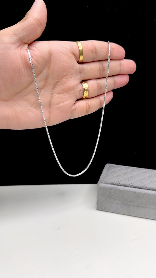 Twist & Turn Chain