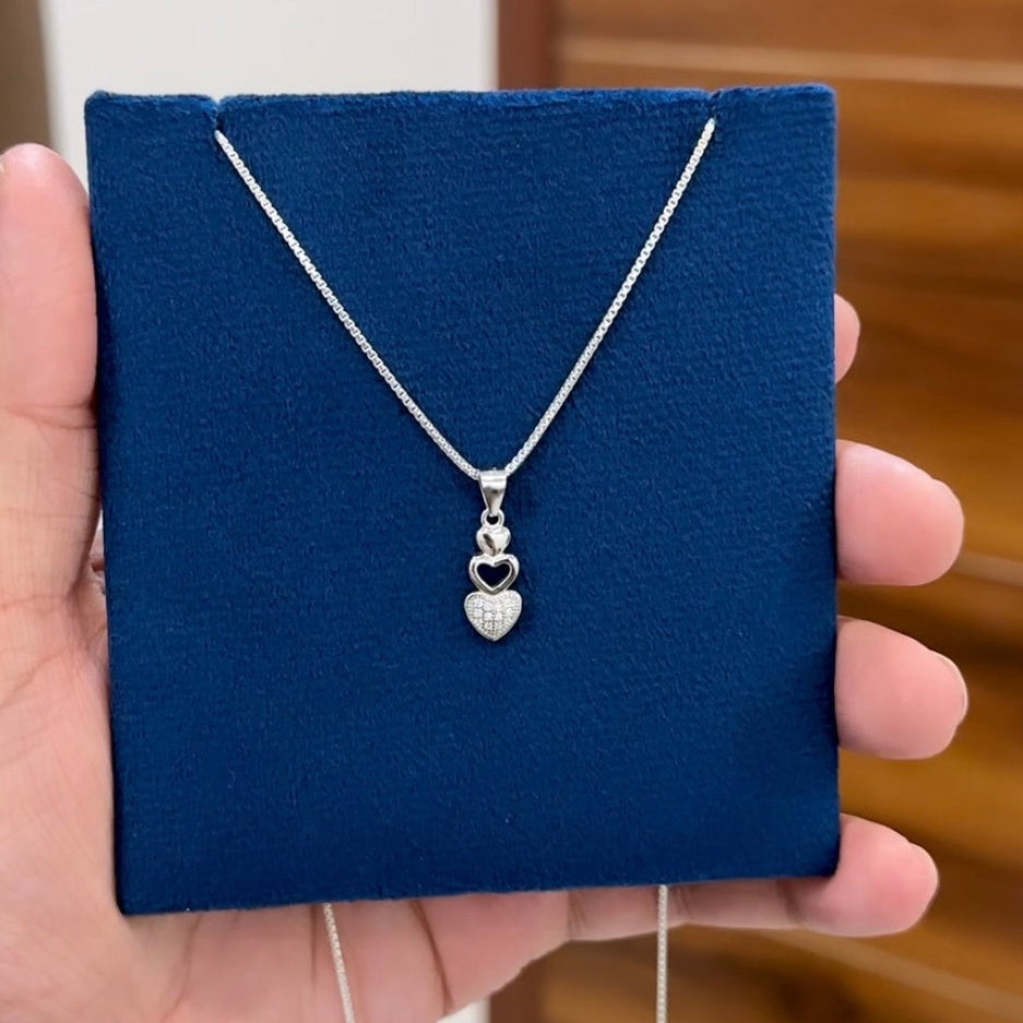 Minimal Pendant + Chain