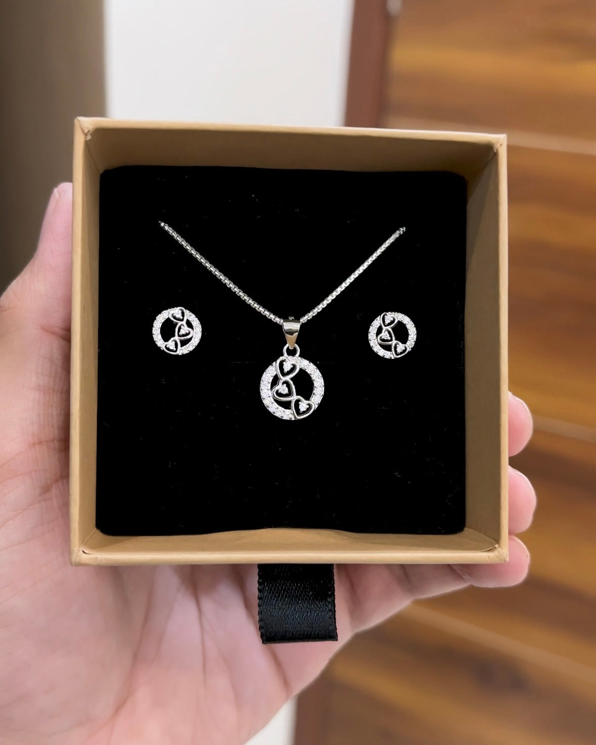 Tripliii Heart Pendant Set