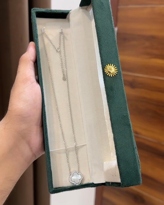 Vancleef Chain