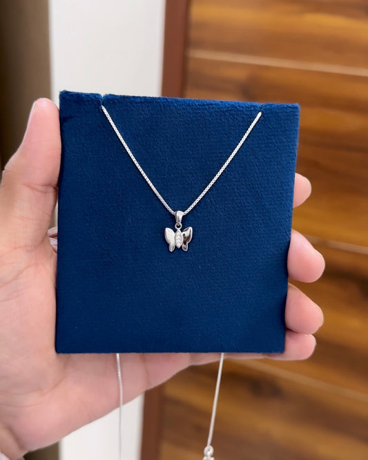 Minimal Pendant + Chain