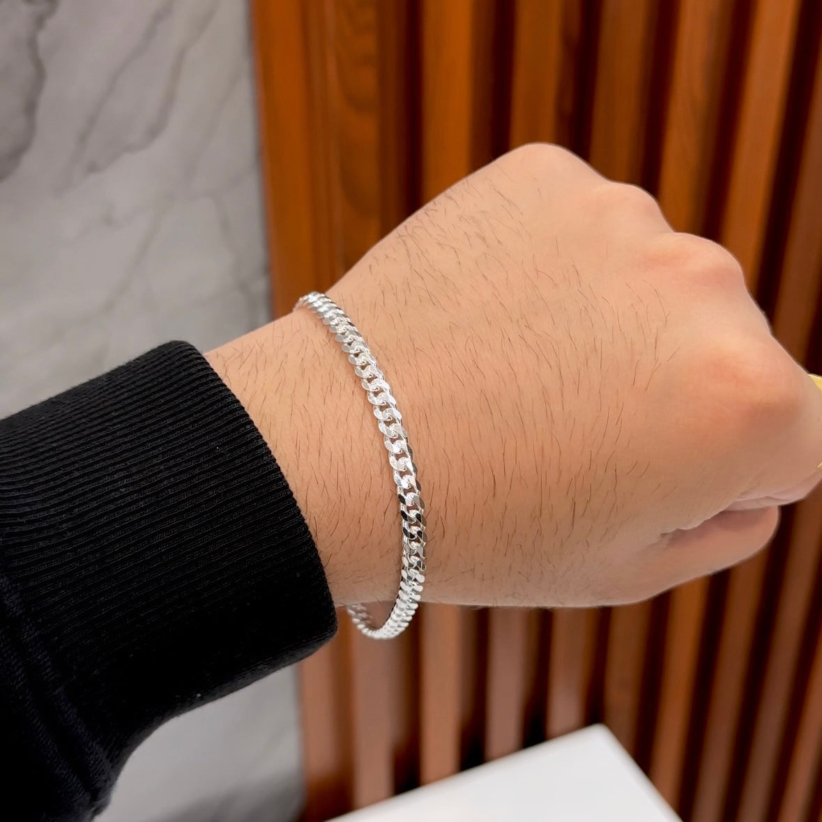 Sleek Cuban Bracelet