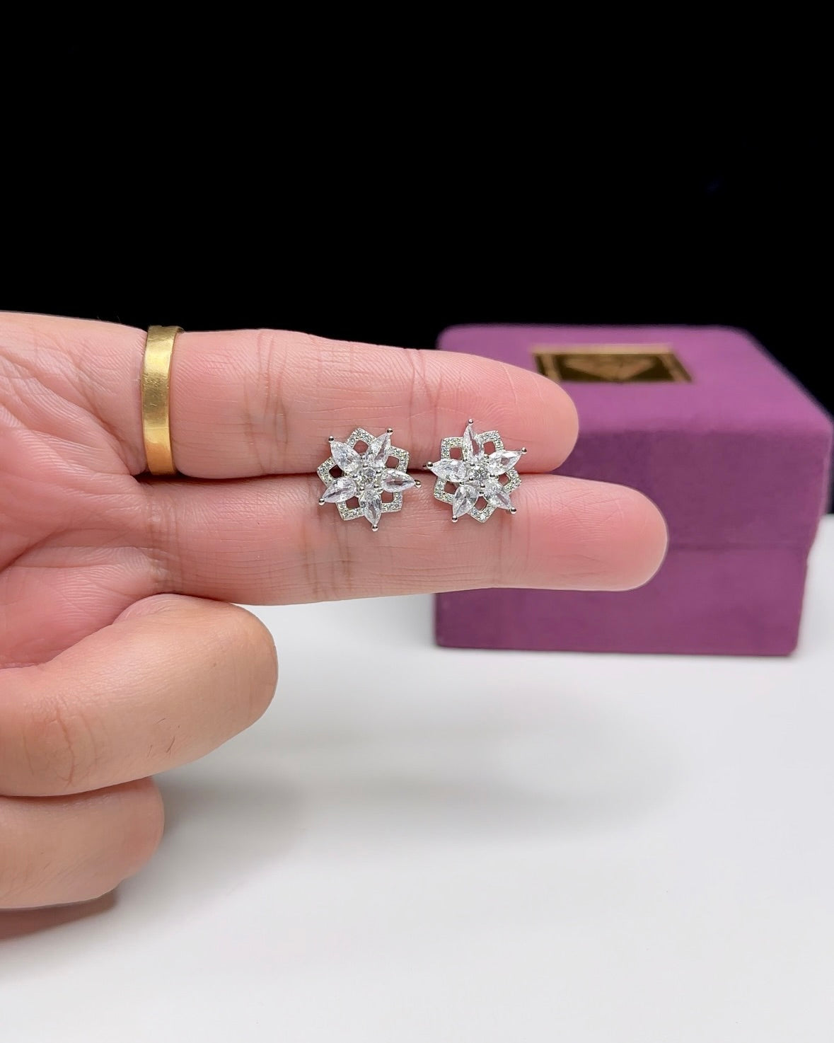 Hexi Floral Earrings