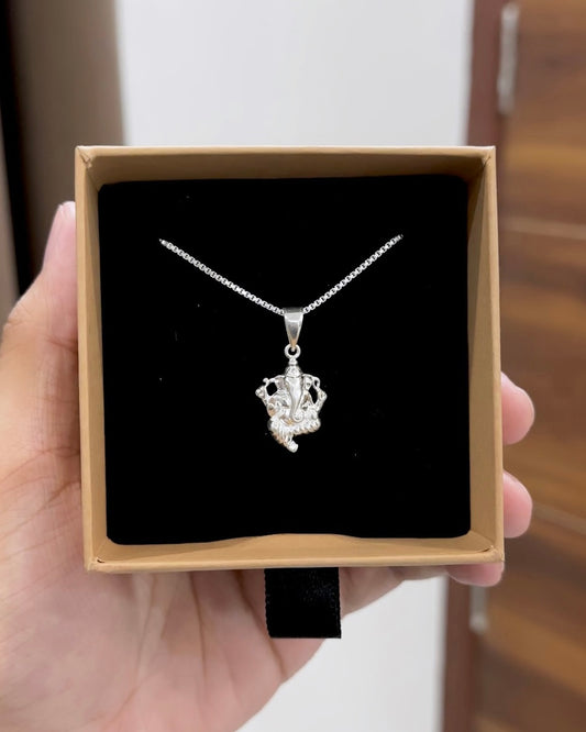 Ganpati Bappa Chain Pendant