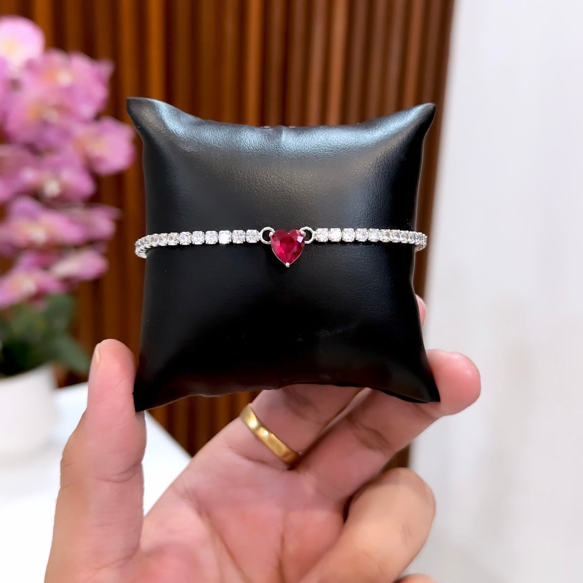 Heart Solitaire Bracelet (Ruby)
